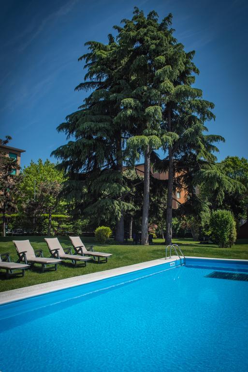Corvetto Residence Porto Di Mare Milánó Kültér fotó