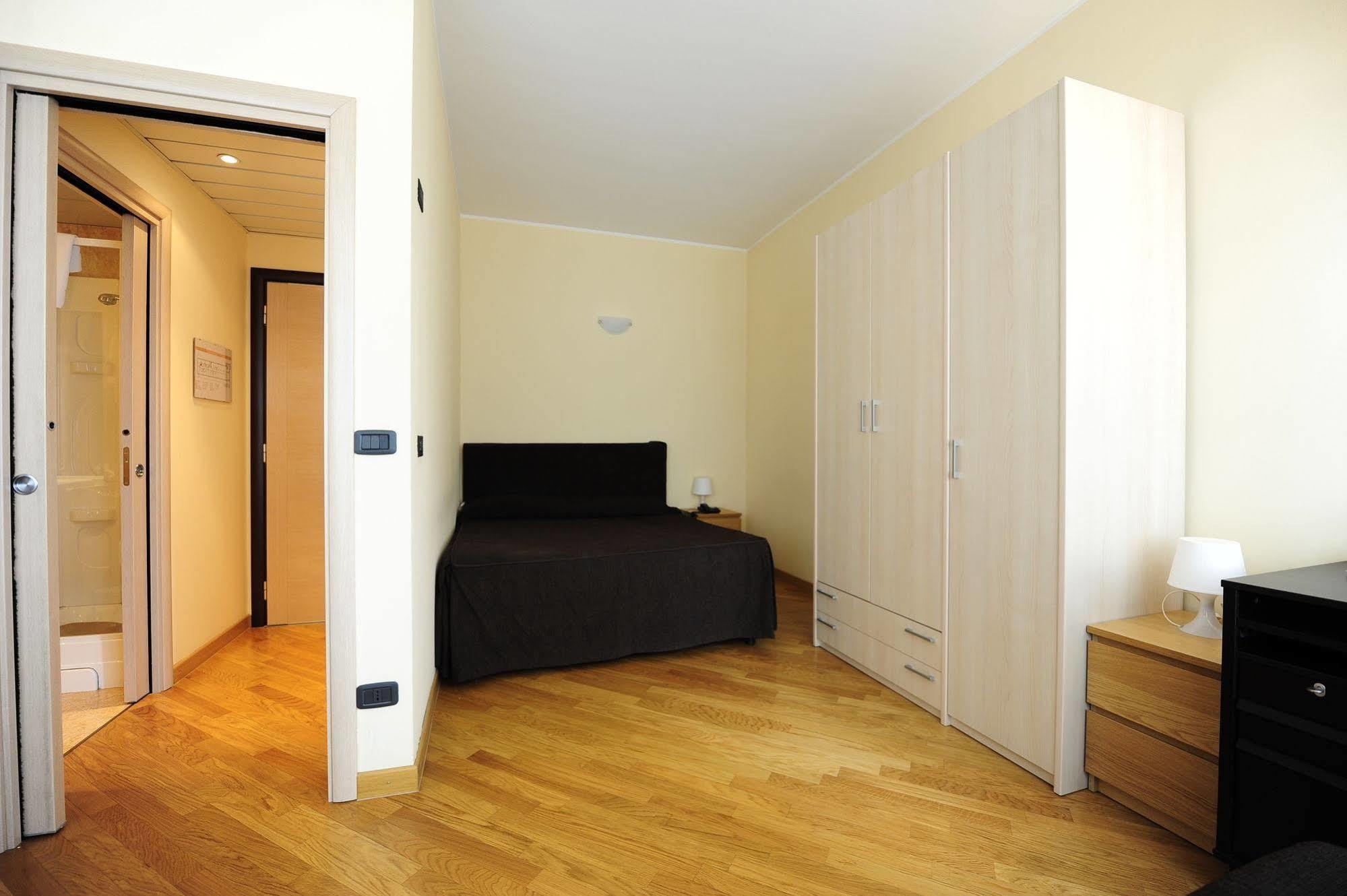 Corvetto Residence Porto Di Mare Milánó Kültér fotó